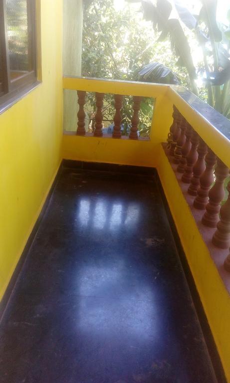 Radhabai Guest House Arambol Exteriör bild